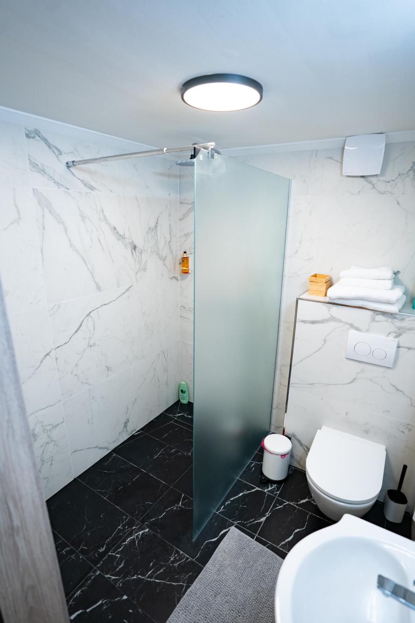 Downtown Double Room Deluxe With Joint Kitchen ブダペスト エクステリア 写真